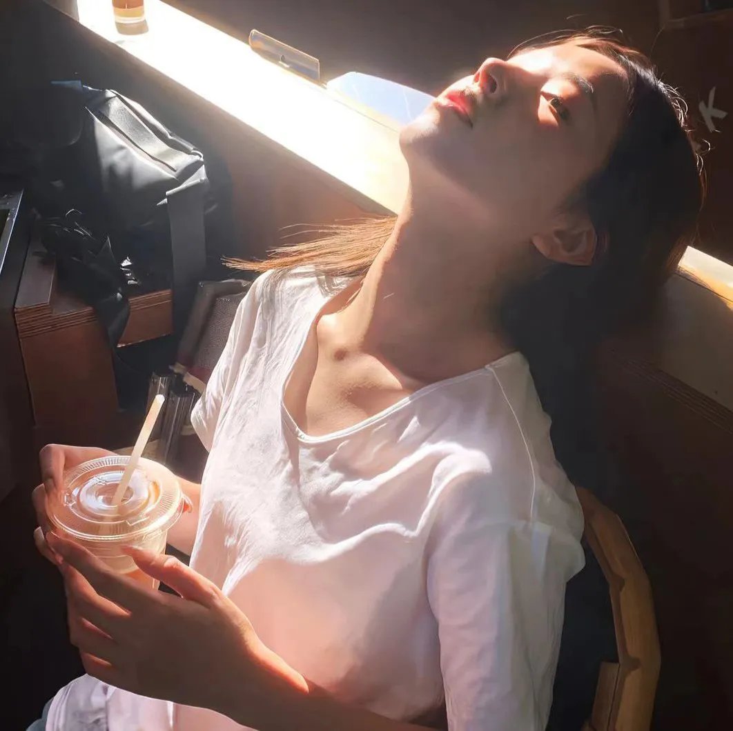 兰闺飞凤